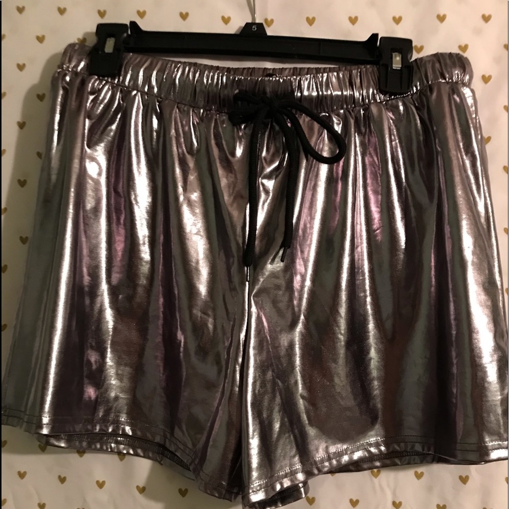 Mercury Foil shorts